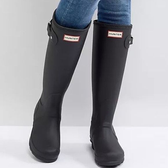 Hunter Shoes - Hunter Original Matte Women’s Rain Boots Color:Black Size:6 WFT1000RMA